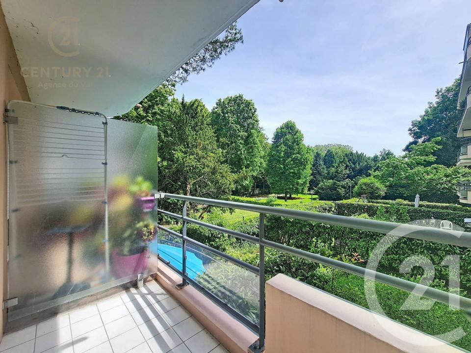 Torcy, Île-de-France 77200, France