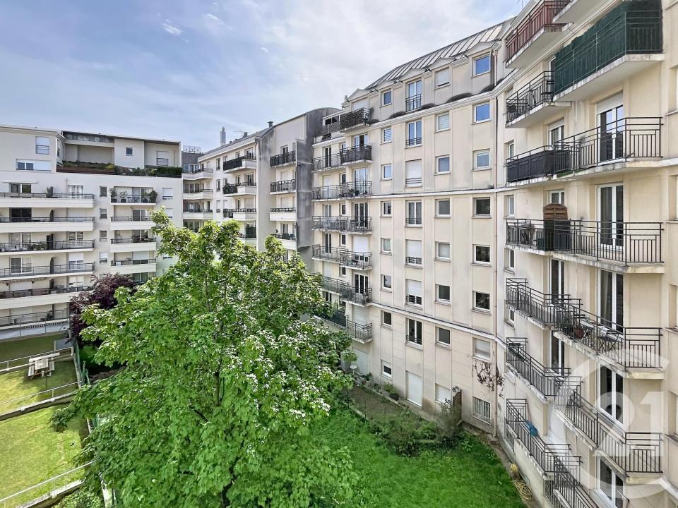 Issy Les Moulineaux, Île-de-France 92130, Frankreich