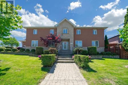 543 QUEENS DRIVE, Toronto (rustic), Ontario M6L 1M9, Canada