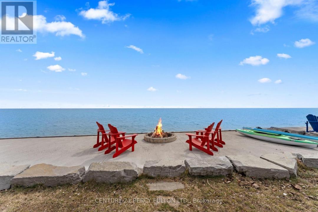 127 CEDAR CREST BEACH ROAD, Clarington (bowmanville), 온타리오주 L1C 3K3, 캐나다