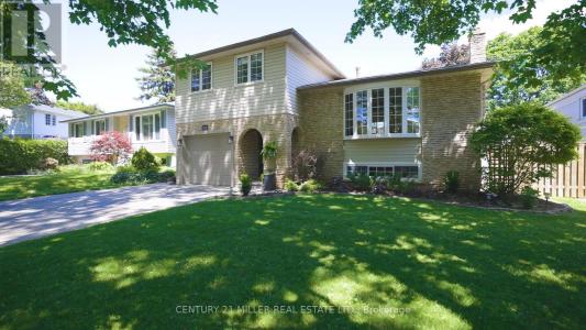 1259 RICHARDS CRESCENT, Oakville (cp College Park), Ontario L6H 1R5, Canada
