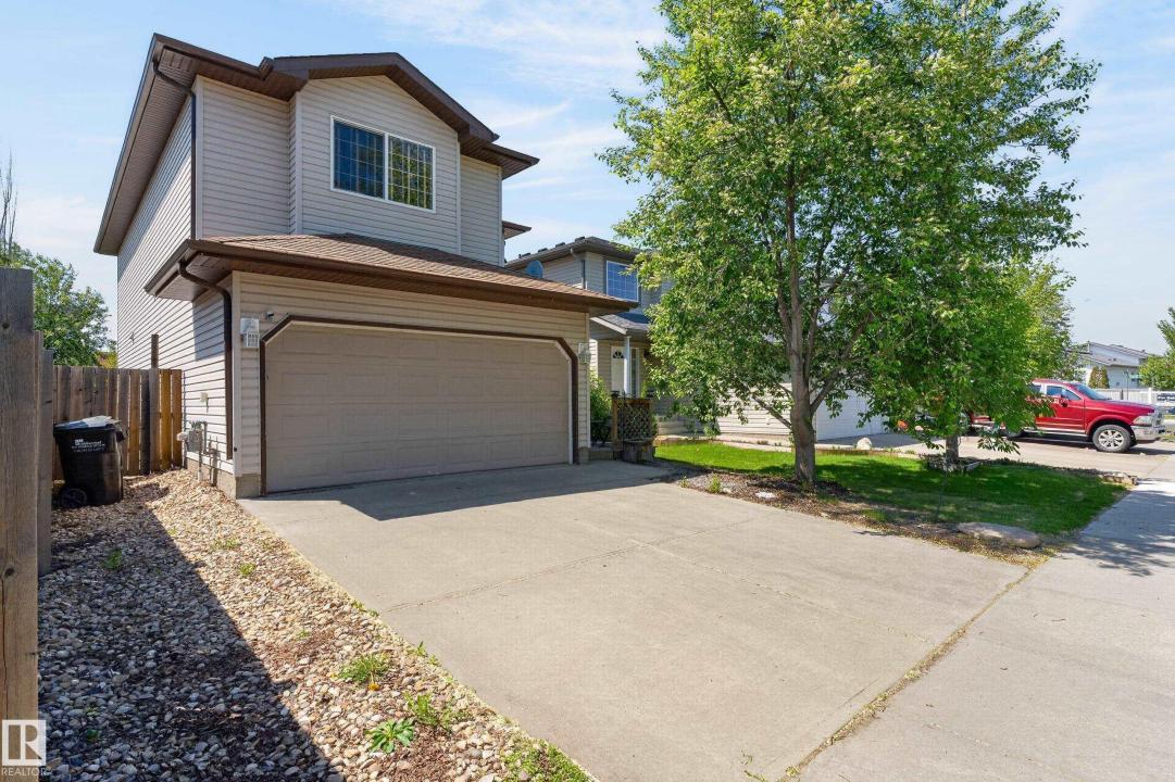 988 REGENCY DRIVE, Sherwood Park, Alberta T8A 2H4, Canada