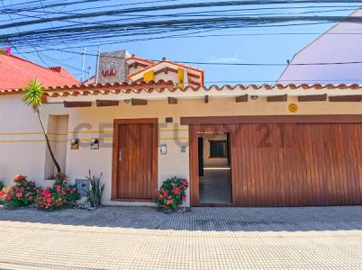 Calle TTe Vega Barrio Lindo 259, Este, Santa Cruz 00001, Bolivia