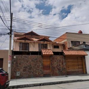AVENIDA CASTO ROJAS ENTRE AVENIDA CARLOS MEDINACELLI Y CALLE MARACAIBO ZONA CALA CALA S/N, Norte, Cochabamba 591, Bolivien