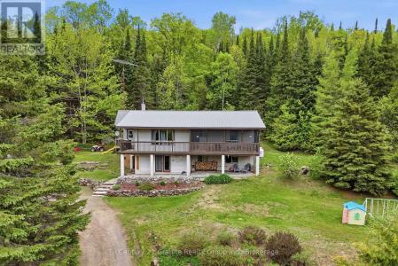 1937 MUMFORD ROAD, Highlands East (cardiff Ward), Ontario K0L 1X0, Canadá