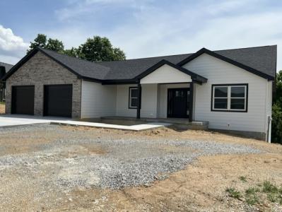 705 McIntosh Court, Hannibal, Missouri 63401, USA