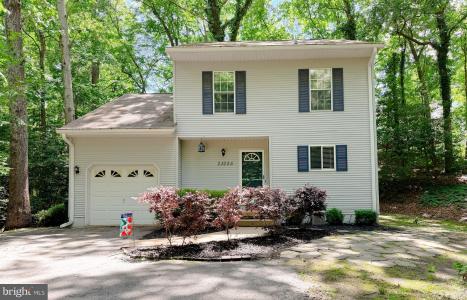 23295 White Elm Court, Califórnia, Maryland 20619, Estados Unidos