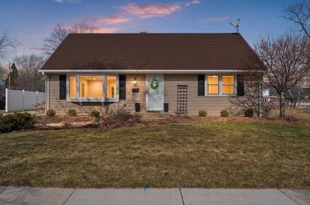637 N WINNEBAGO Street, De Pere, ויסקונסין 54115, ארצות הברית של אמריקה
