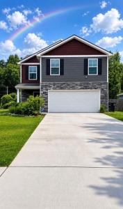 123 Belle Way, Athens, Tennessee 37303, USA