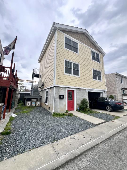 19 Nova Ct, Brooklyn, New York 11229, USA