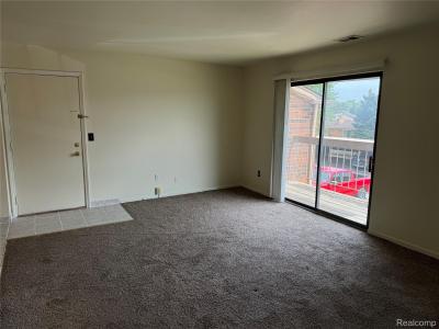 34673 Clarkson Drive E #78, Fraser, Michigan 48026, USA