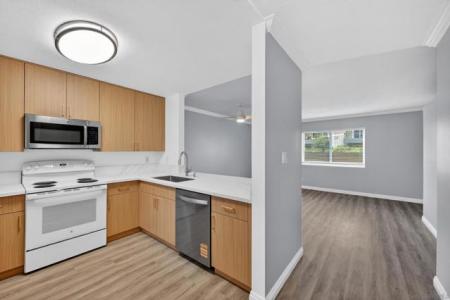 7545 Charmant Dr , 1301, San Diego, California 92122, USA
