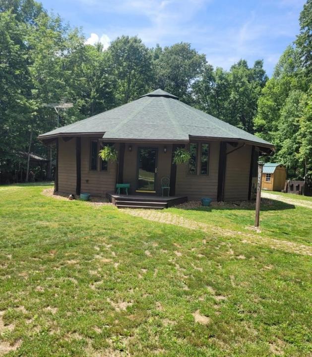 1955B Snook Rd., Franklin Furnace, Ohio 45629, USA