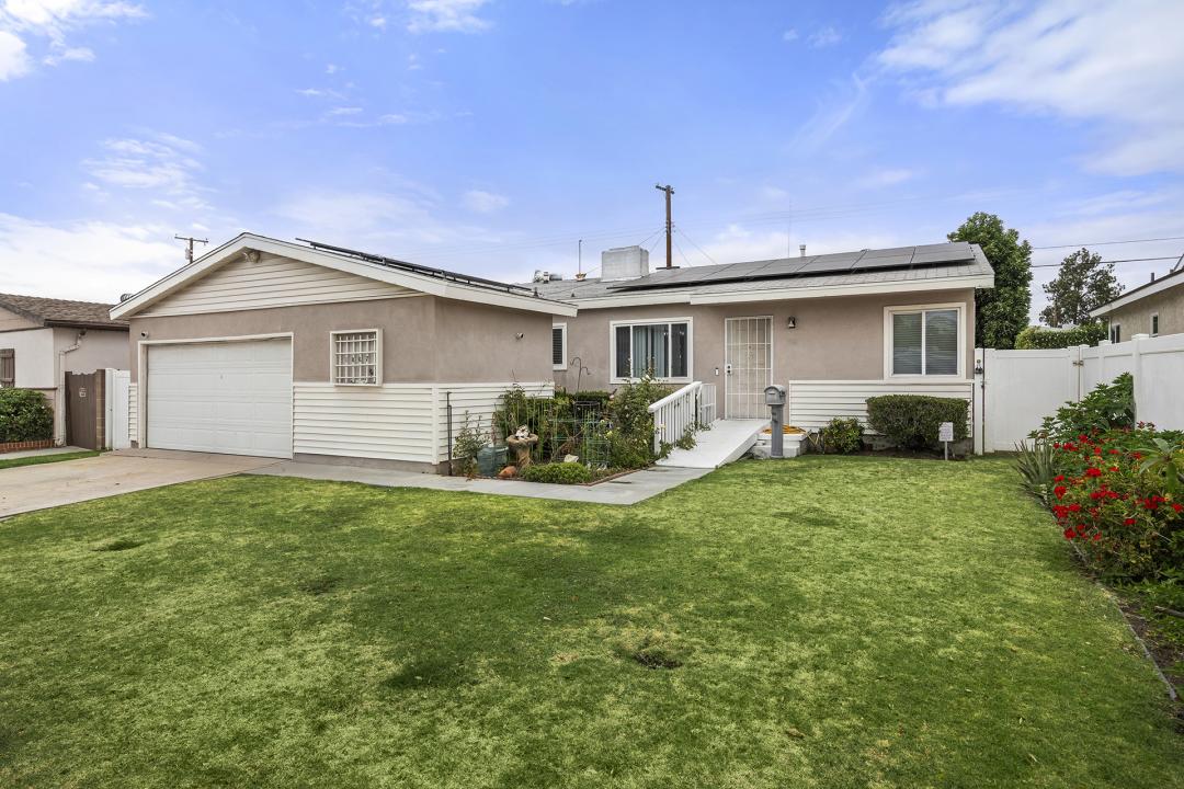 1467 W Flower Ave, Fullerton, California 92833, Estados Unidos