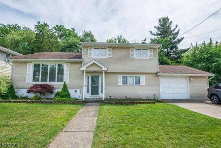 319 Winifred Dr, Totowa Boro, NJ 07512, USA