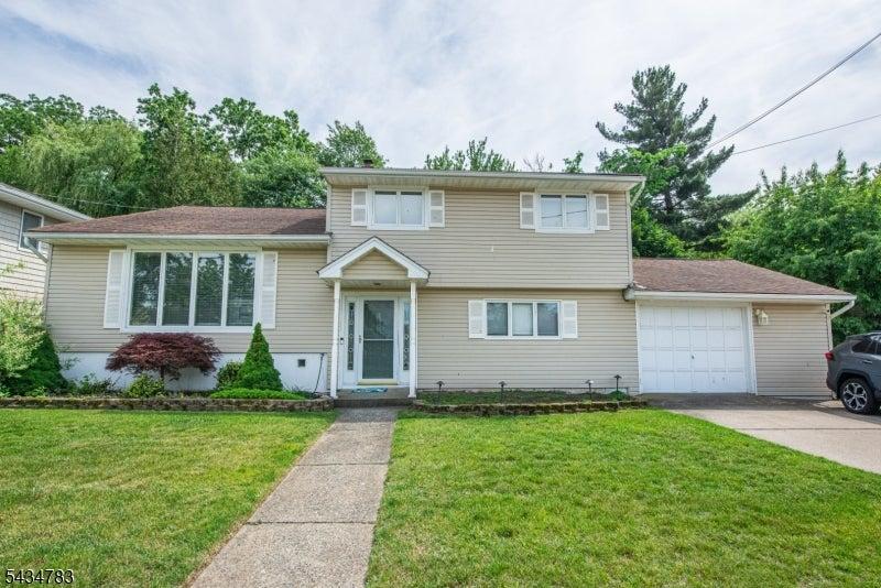 319 Winifred Dr, Totowa Boro, New Jersey 07512, États-Unis