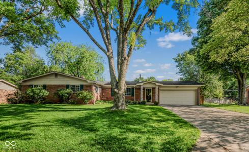 1010 Driftwood Avenue, Columbus, Indiana 47203, USA