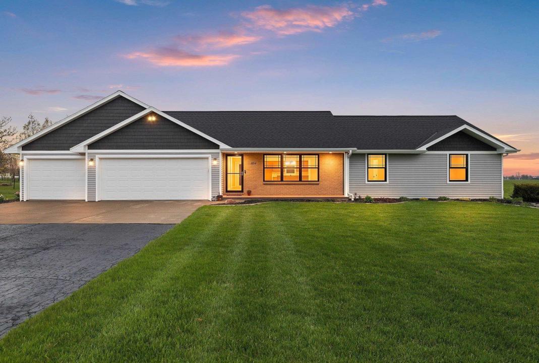 3154 GREEN MEADOW Drive, De Pere, 威斯康辛州 54115-8850, 美國