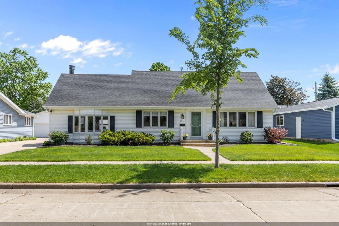 2714 N Elmwood Court, Appleton, Wisconsin 54911-2225