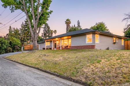 918 Dorthel St, Sebastopol, California 95472, USA