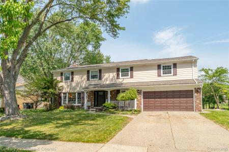 35484 Bennett Street, Livonia, מישיגן 48152, ארצות הברית של אמריקה 