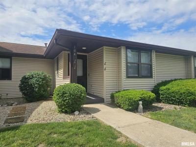 255 S Soangetaha Road #104, Galesburg, Illinois 61401, États-Unis