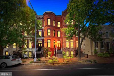 123 4th Street SE, Washington, DC 20003, USA