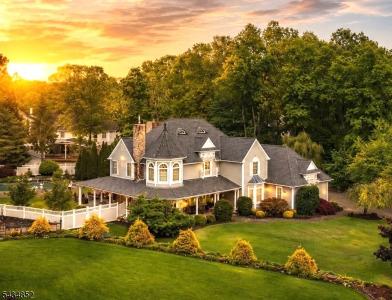 6 Princess Ct, Jefferson Twp., NJ 07438-9182, USA