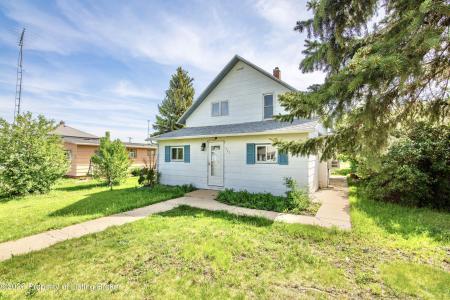 307 Dakota Avenue, Mott, ND 58646, USA