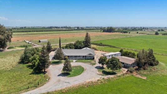 25832 Magnolia Road, Escalon, California 95320, USA