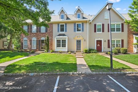 67 Albury Way, North Brunswick, New Jersey 08902, Stati Uniti