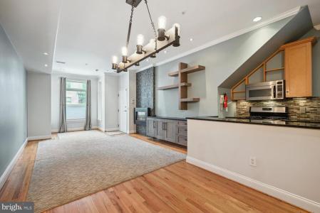1832 Swann Street NW , B, Washington, Washington D.C. 20009