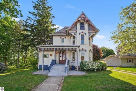 220 N Main Street, St Louis, Michigan 48880, USA