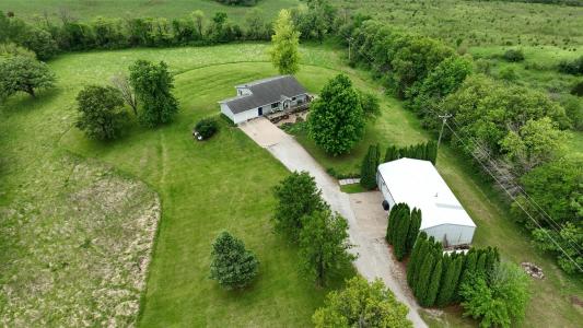 28957 Beaumont Court, Linden, Iowa 50146, USA
