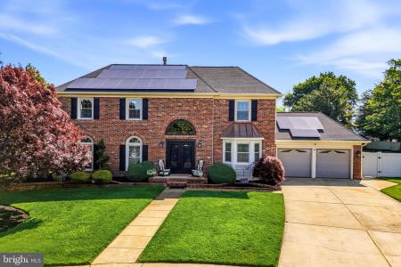 6 Williamsburg Ct, SEWELL, NJ 08080, USA