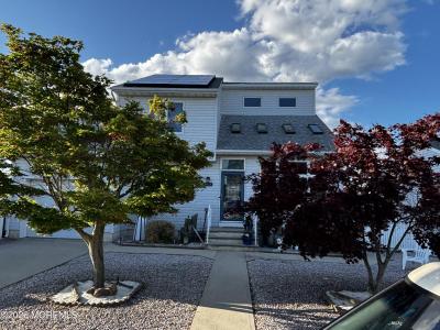 3424 Thistle Avenue, Toms River, NJ 08753, USA