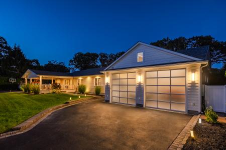 42 Revilo Ave, Shirley, NY 11967, USA