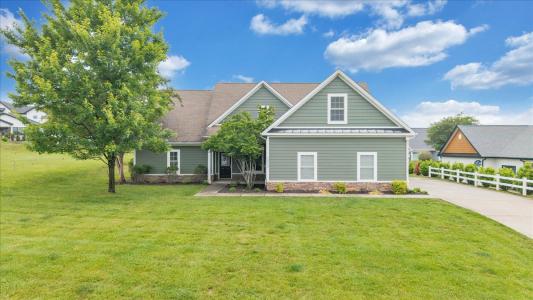 1250 Our Cove Road, Huddleston, Virginia 24104, USA