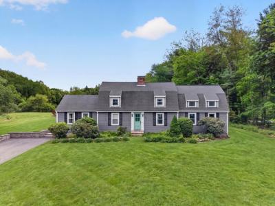 57 Center St, Groveland, Massachusetts 01834, USA