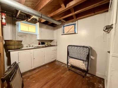 244 E Pierson, Decatur, Illinois 62526, USA