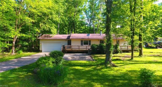 9311 Knowlton Rd, Garrettsville, Ohio 44231, USA