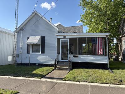 1614 Pine Street, Murphysboro, Illinois 62966, USA