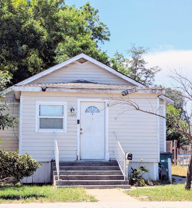 1220 5th Avenue, Corning, Califórnia 96021, Estados Unidos