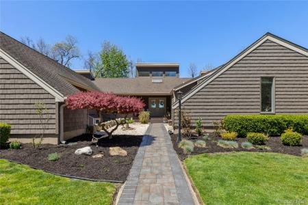 12 Flax Pond Woods Road, East Setauket, NY 11733, USA