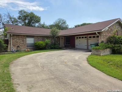 4322 Vespero, San Antonio, Texas 78233, USA