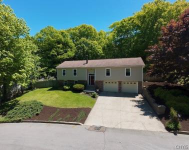 18 Pond Path, Oswego, NY 13126, USA