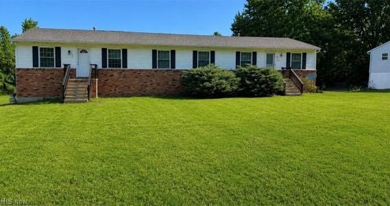 3339 Samuel Road, Akron, Ohio 44312, USA