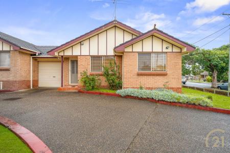 10/27-29 Eton Street, Smithfield, NSW 2164, Australia