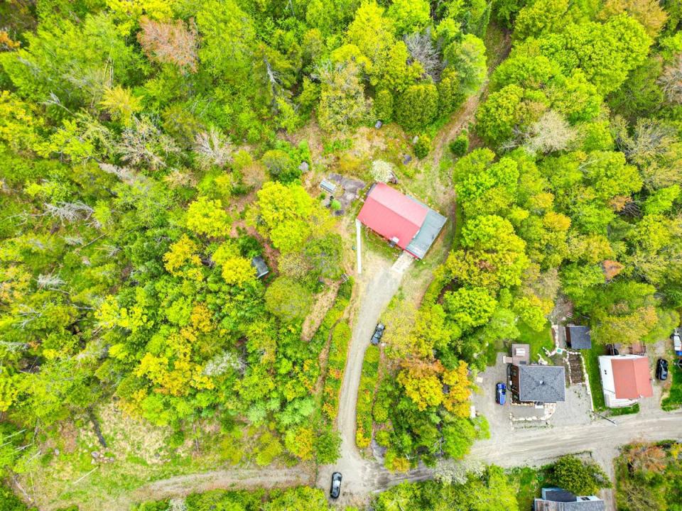 17 540e Avenue, Saint-Hippolyte, Quebec J8A 3K2, Canadá