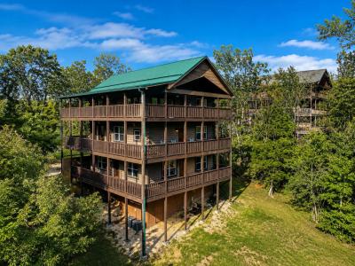 2016 Oakmont Dr, Sevierville, Tennessee 37876-3406, USA